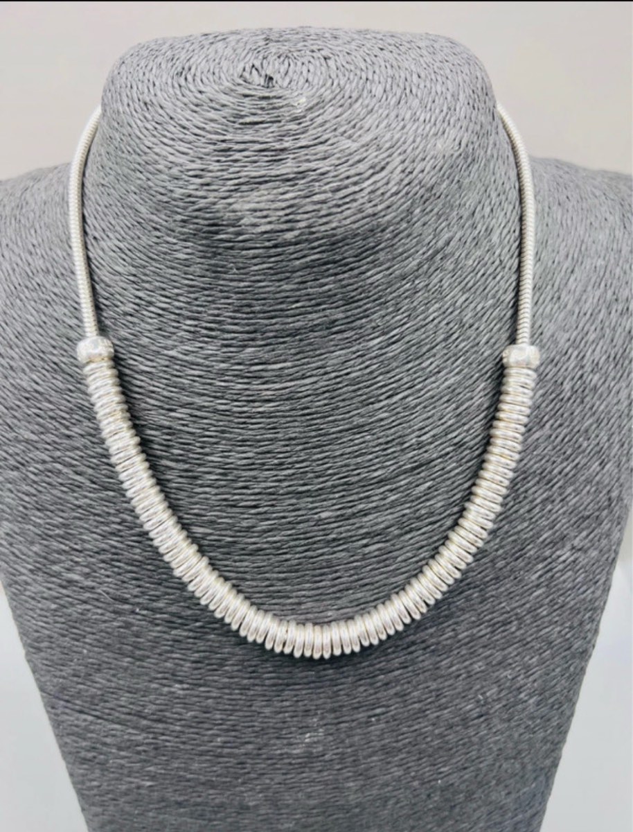 W Vintage Links Is London Sweetie Toggle Clasp Necklac
