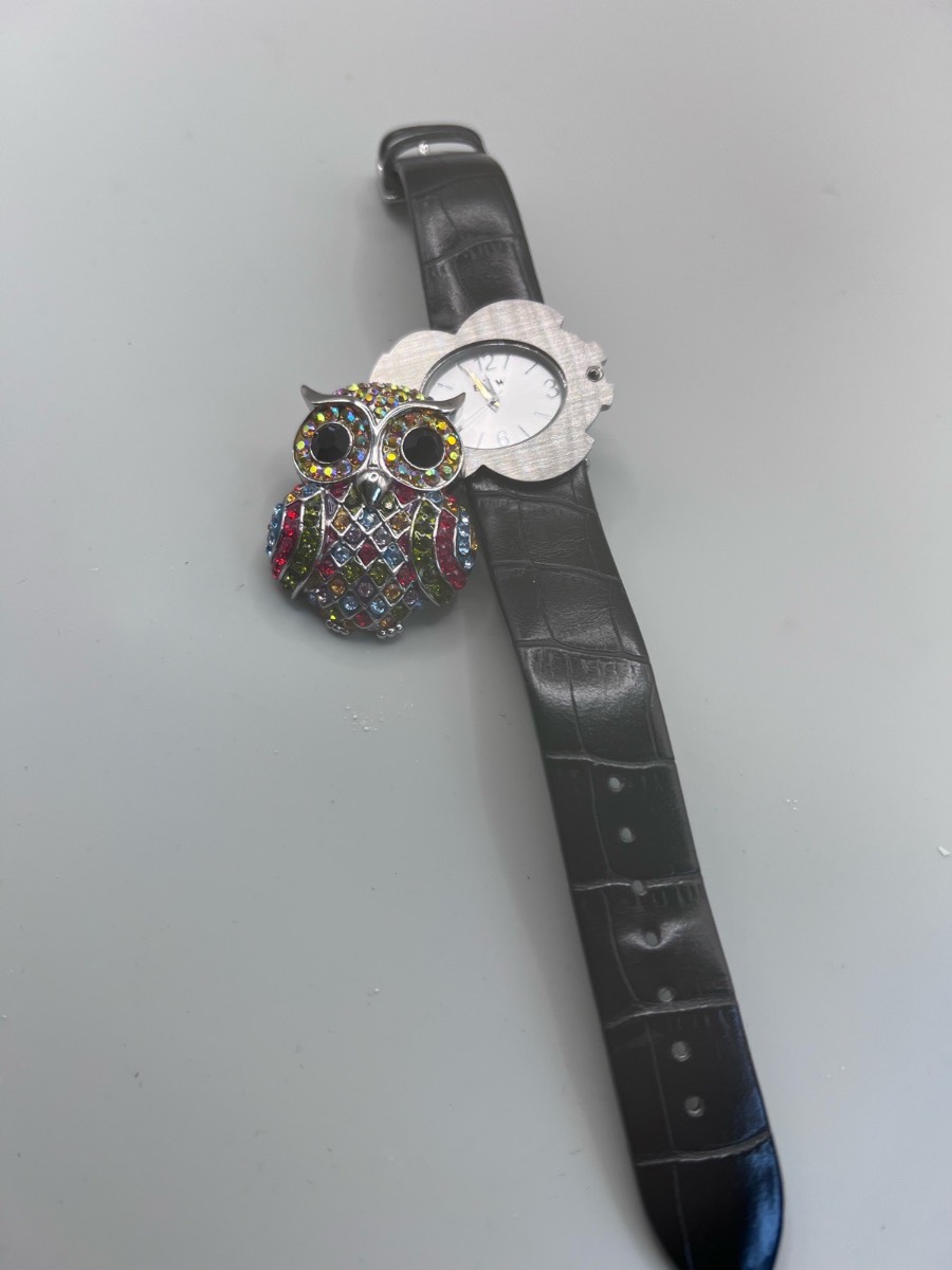 Butler & wilson Crystal Owl Swivel Watch Boxed New