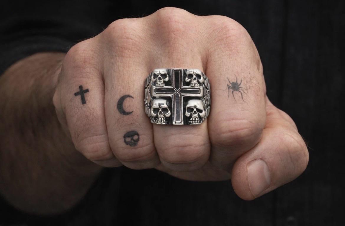 Vintage 925 Sterling Silver Skull Cross Biker Ring Square Signet Size O 12.37g