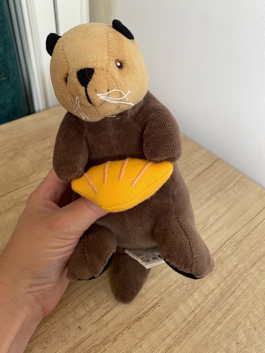 Oceanário de Lisboa Sea Otter Plush Soft Toy Holding Fish Souvenir