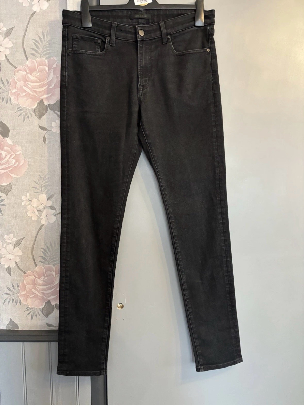 Uniqulo Men's Black Skinny Jeans Size W34 L33. Excellent Condition Excellent Con