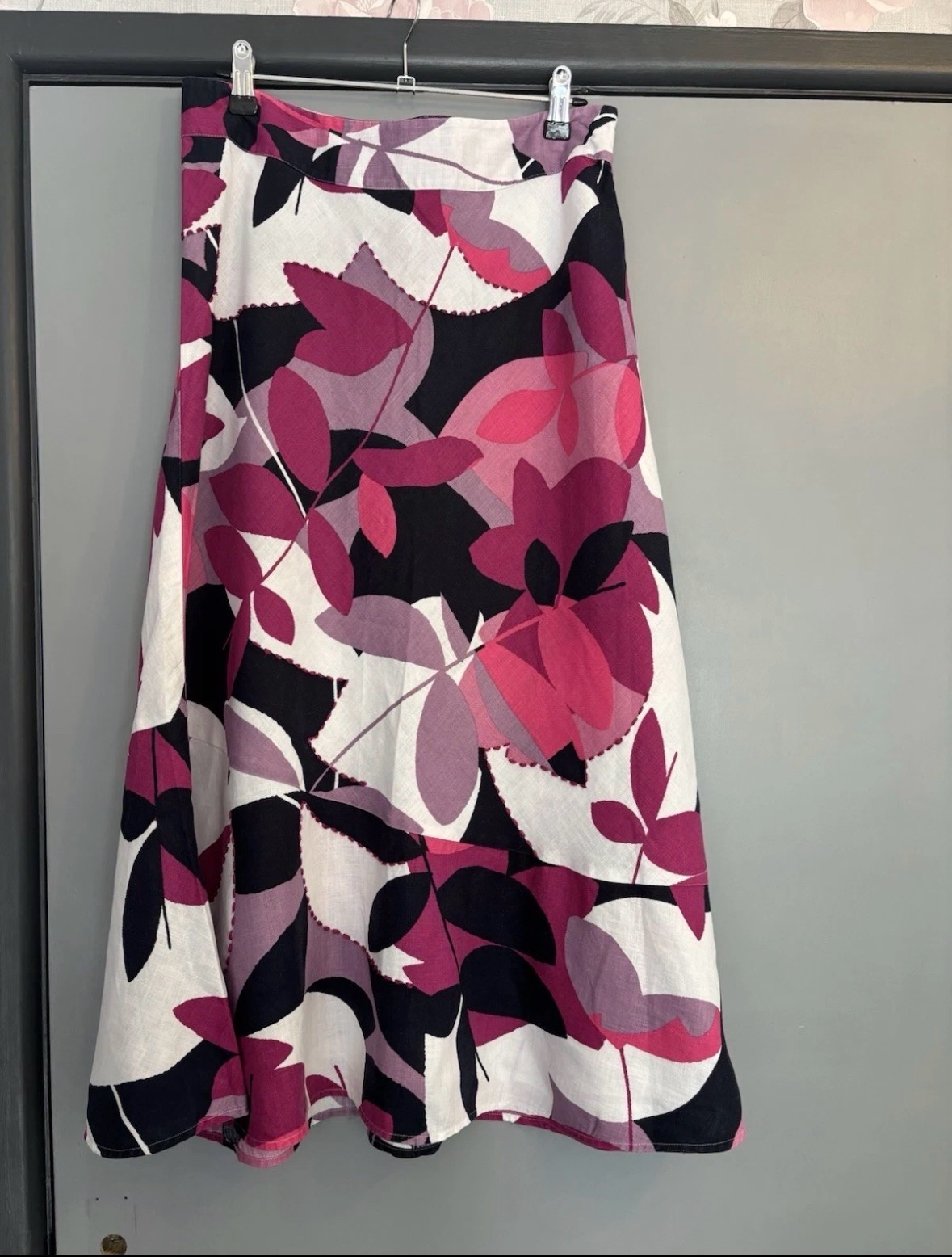 BNWOT Moda At George Linen Skirt Size 12 Black White and Pink Floral Print New