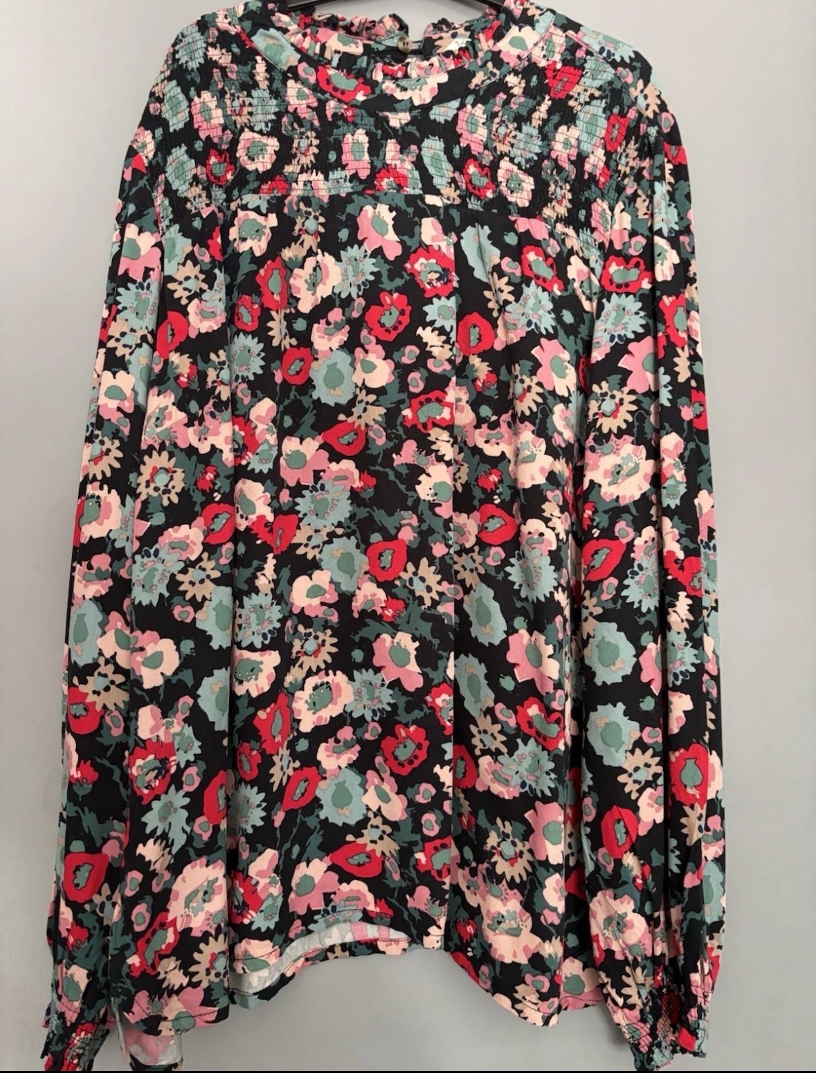 Lily & Me Women's Floral Blouse Size 16 Green and Red Mix Long Sleeve Round Neck