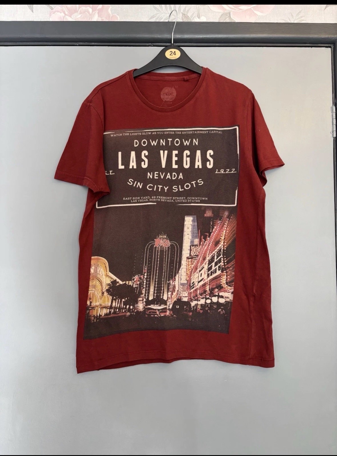 Next Men's Buragundy Short Sleeve Printed T-Shirt Size Medium