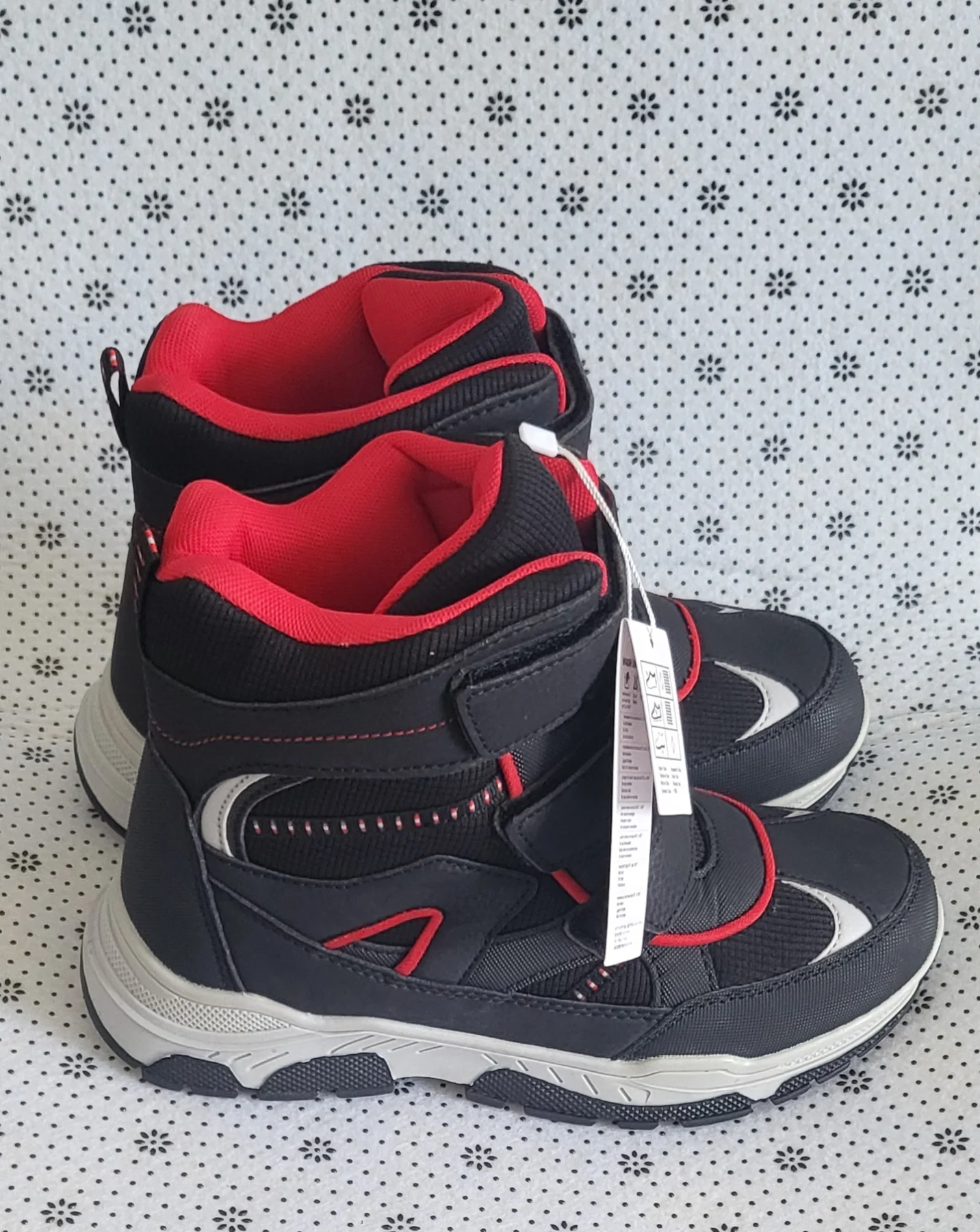 Kids Winter Snow Boots Waterproof Warm Non-Slip Trekking Shoes - Black & Red UK 3.5  EU 36