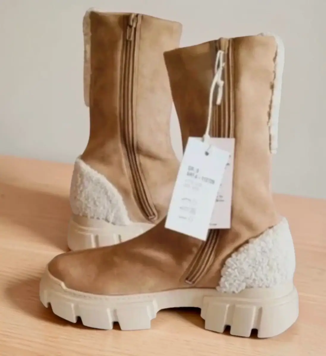 Genuine HÖGL Girls Women's Vsn 56 Veg Boots Beige / Tan UK 3 EU 35