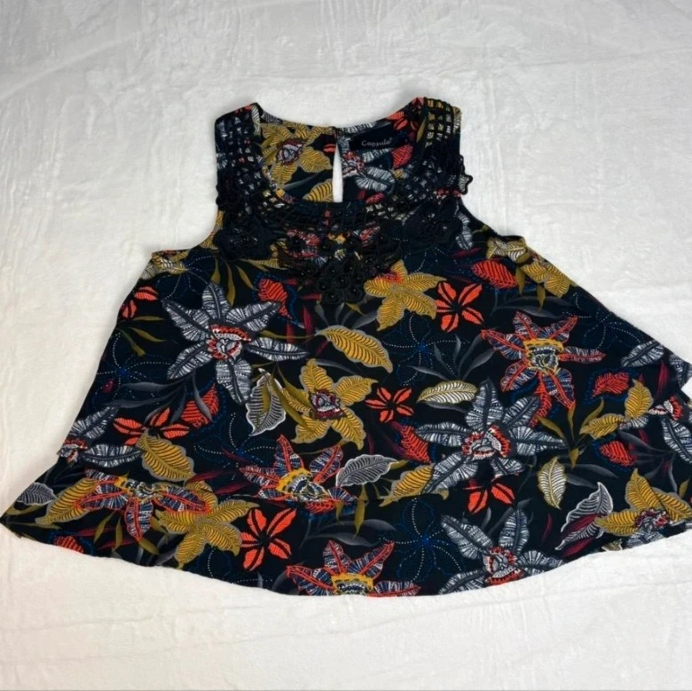Capsule Floral Top Size 1 Approx Size 8 Sleeveless Black Pattern Cottagecore Summer