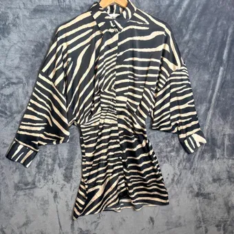 H&M Zebra Print Longline Blouse Size S Black Beige Button Up Batwing Top
