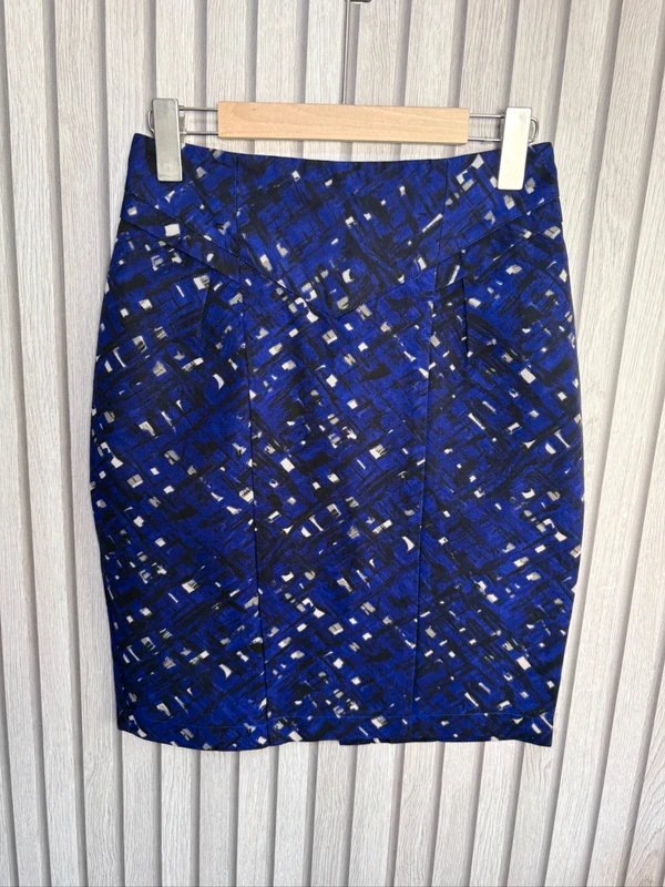 Marks & Spencer Pencil Skirt UK Size 8 US 4 Blue Abstract Print Smart Work Office