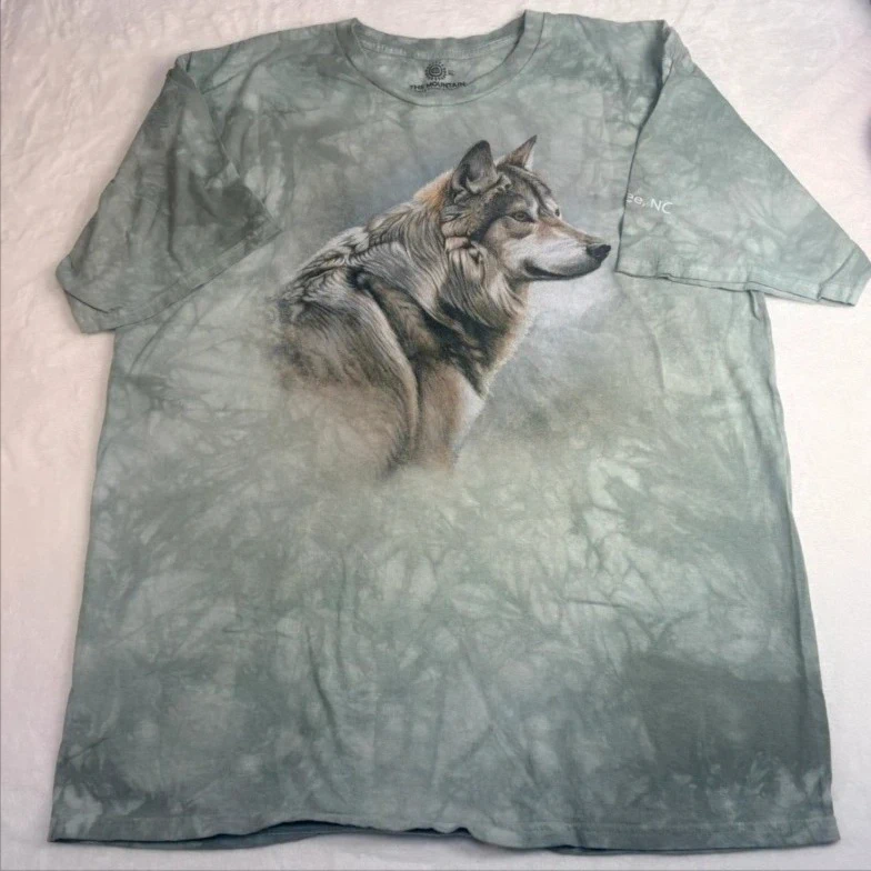 The Mountain Wolf Graphic T Shirt Pale Green Tie Dye Cherokee NC XL Casual