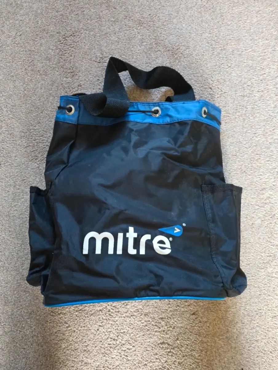 Mitre training foitball wet bag