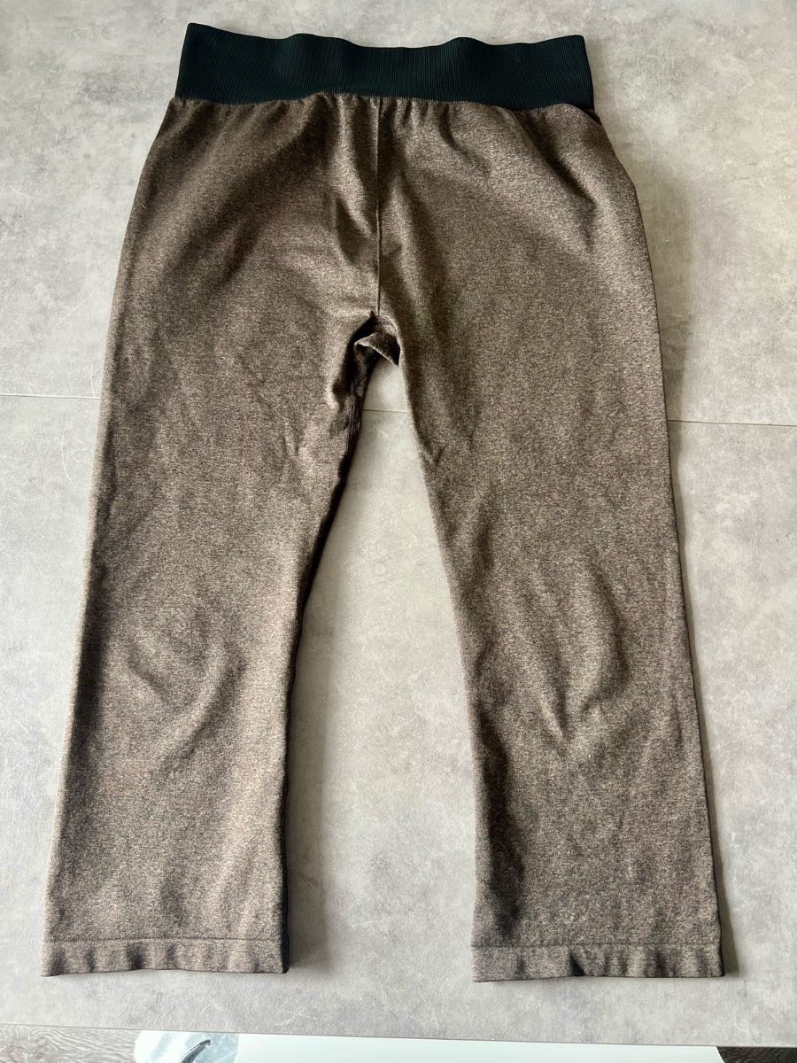 Ladies H&M active leggings 3/4 length size M