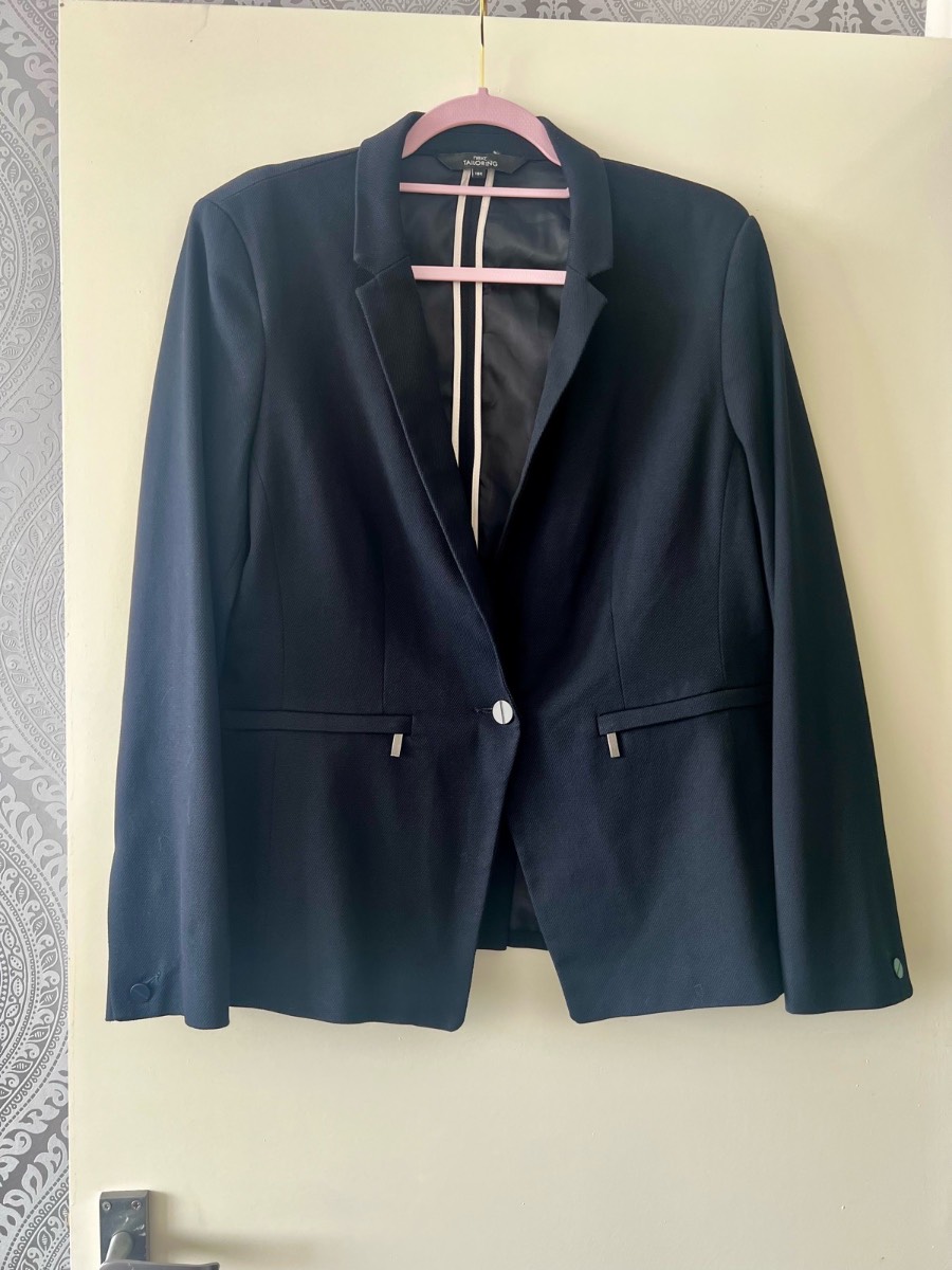 Ladies next tailoring blazer in Navy size 18R