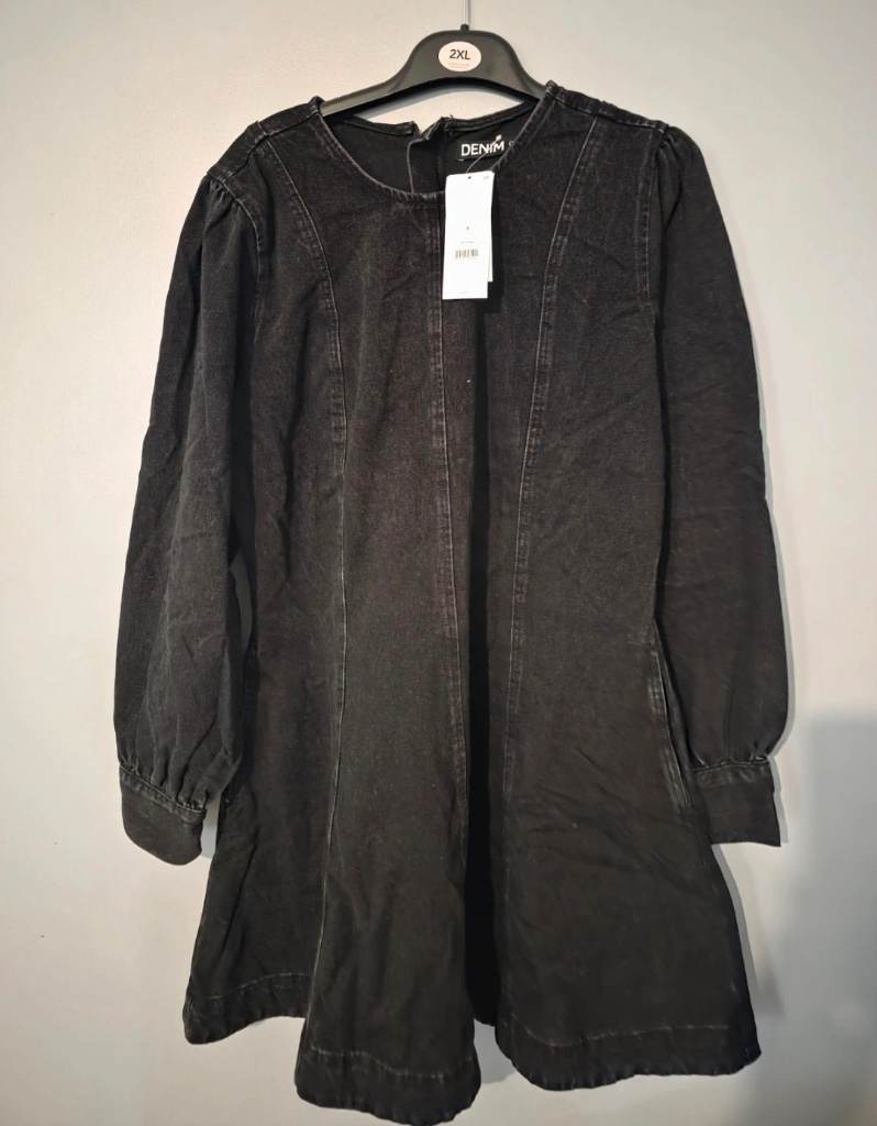 Black women's denim dress