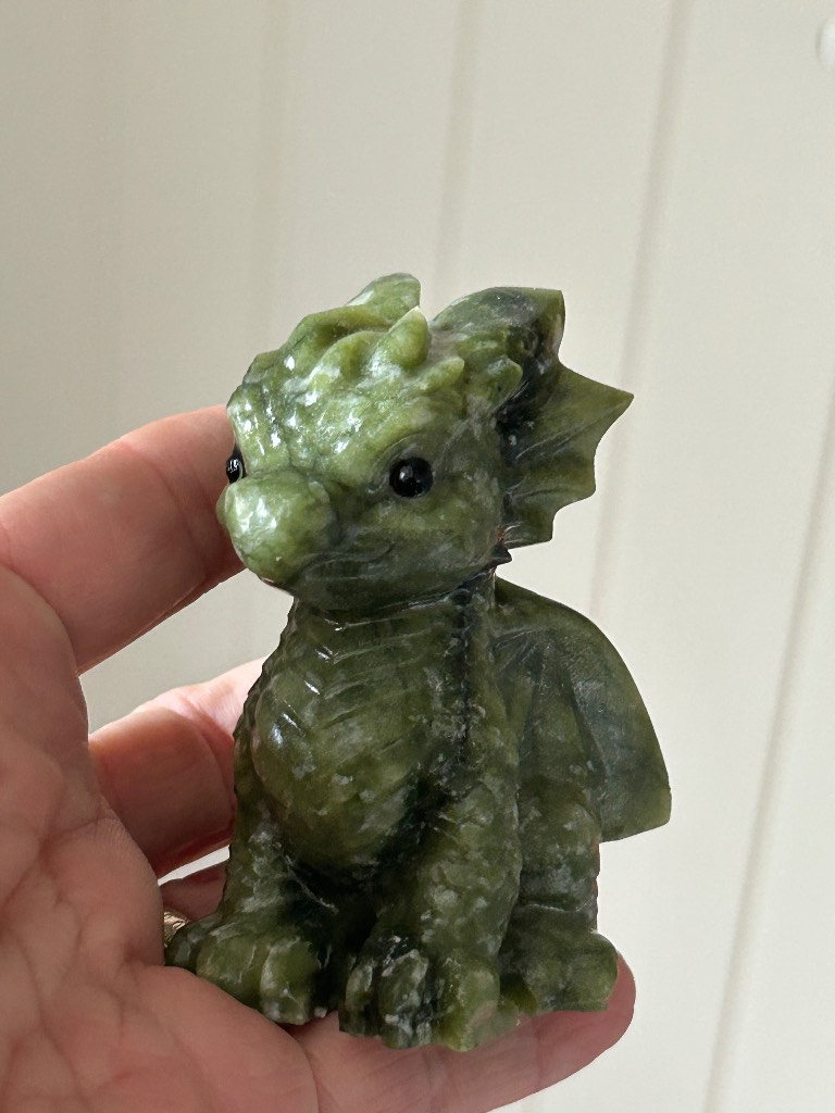 Jade dragon carving