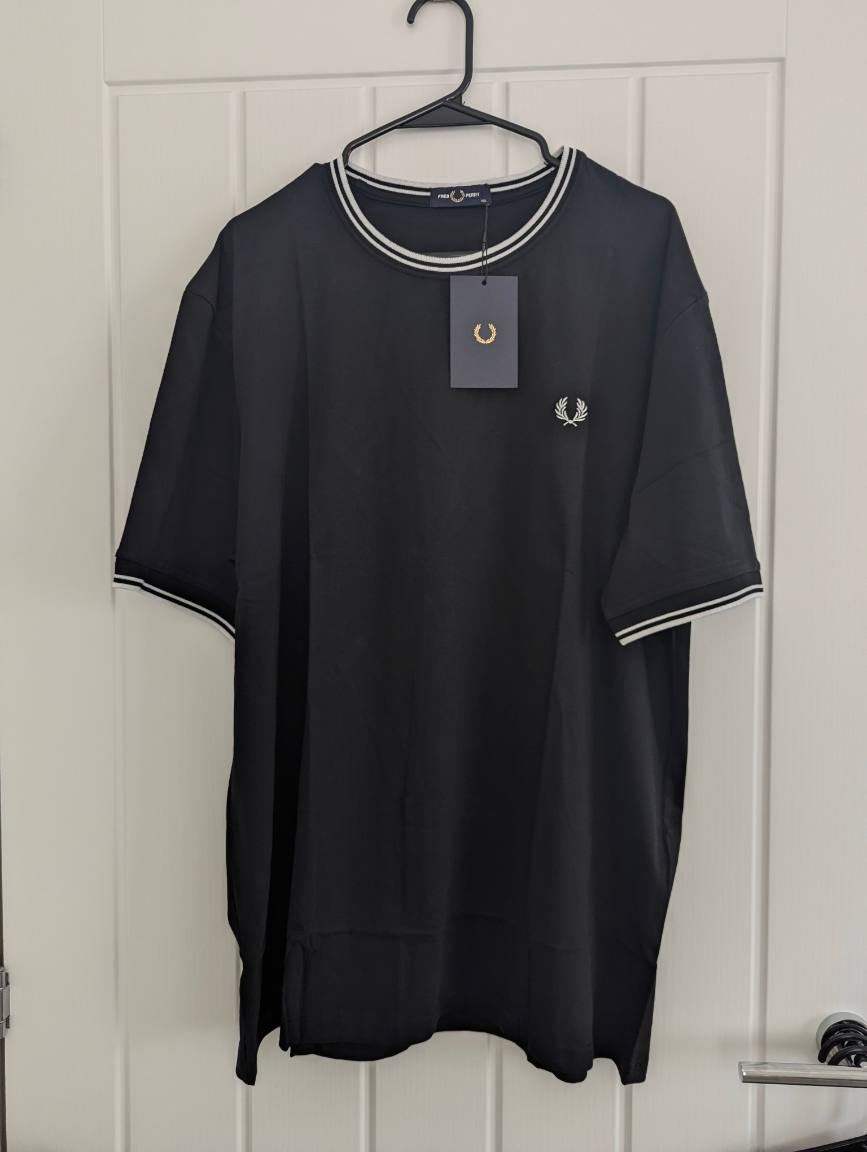 Fred Perry XL ringer tshirt black
