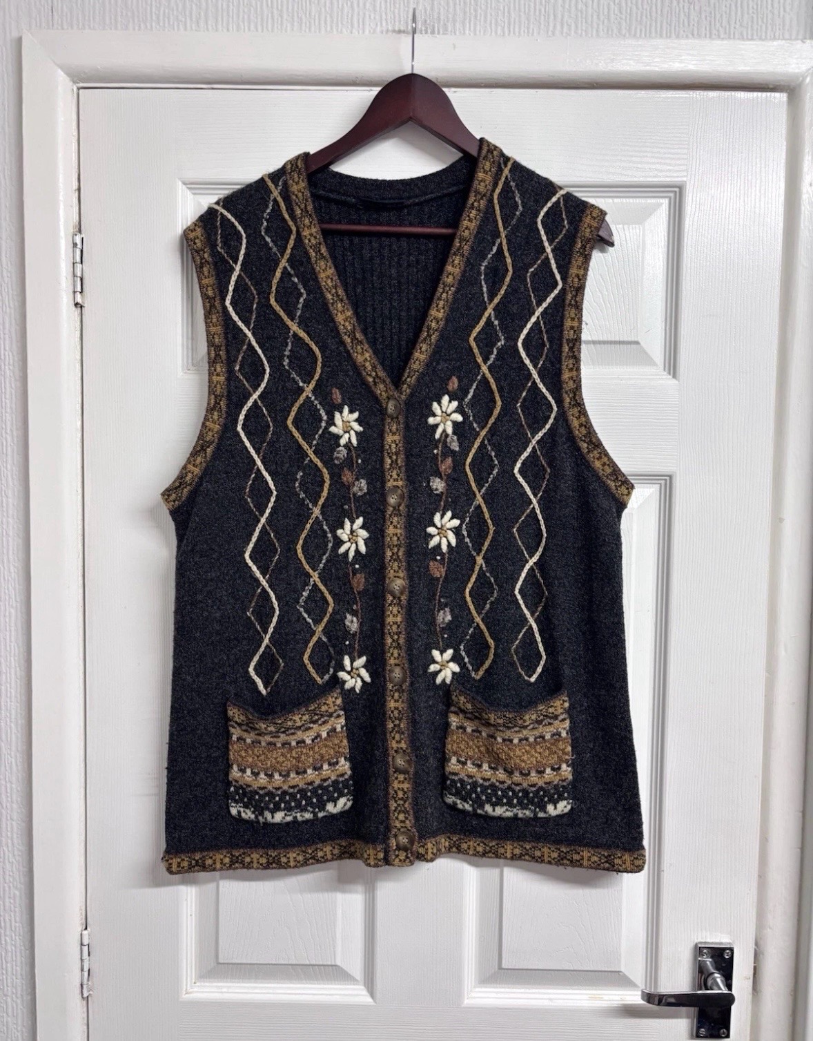 Vintage C&A Grey Floral Button Up Vest Wool Blend Cottage Core Size Large