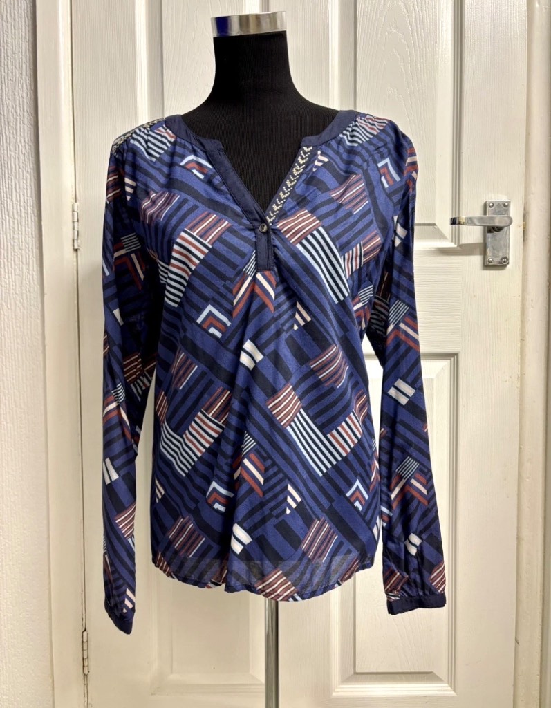 CREAM Geometric Print Navy Blue Blouse Size 42 (UK 14) New with tags NWT RRP £45