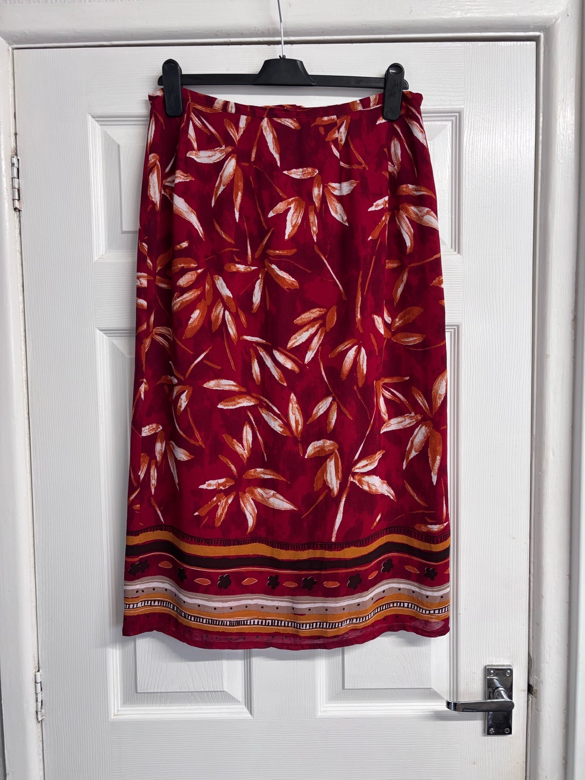 Vintage Hamells Red Floral & Leaf Print Midi Skirt – Size UK 14