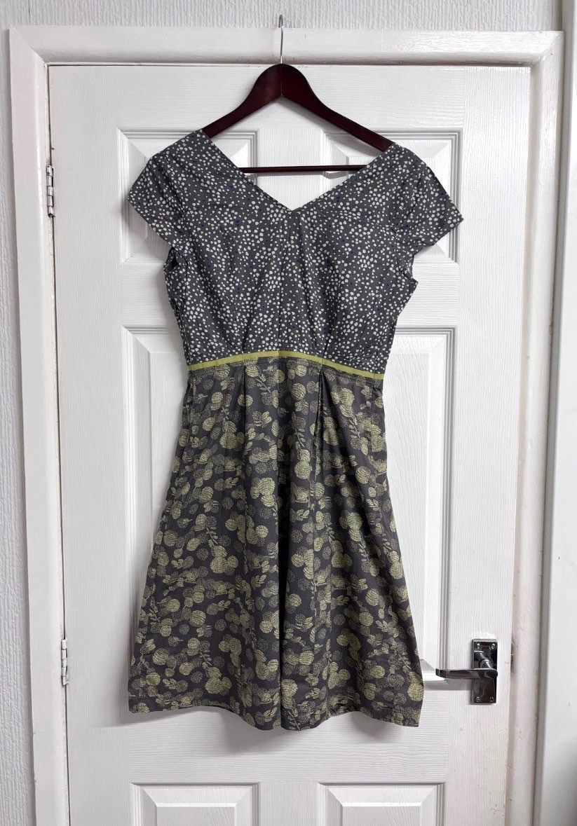 Boden Grey & Lime Green Floral V-Neck Sun Dress UK Size 8