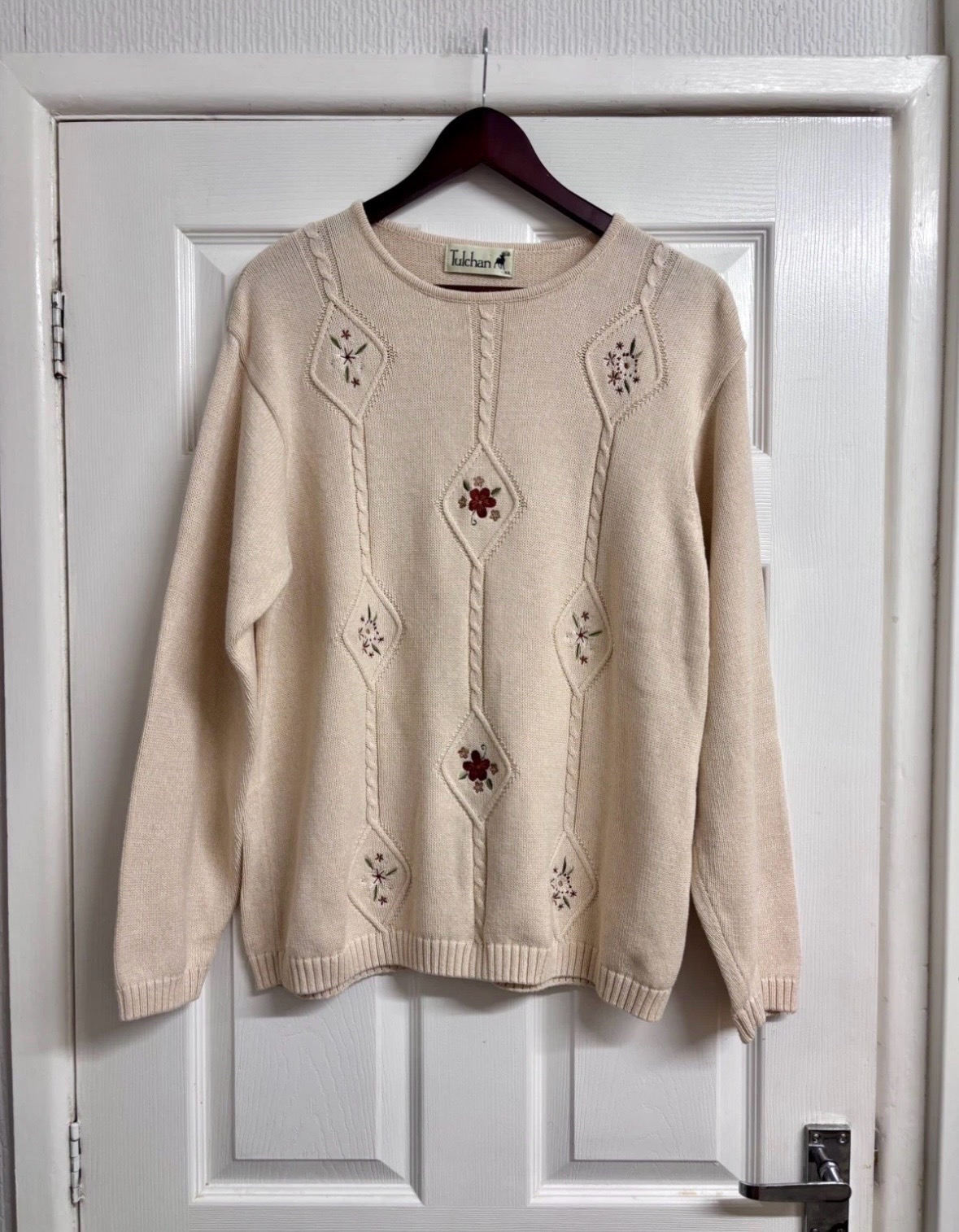 Vintage Tulchan Cream Cable Knit Jumper Embroidered Flowers Size XL