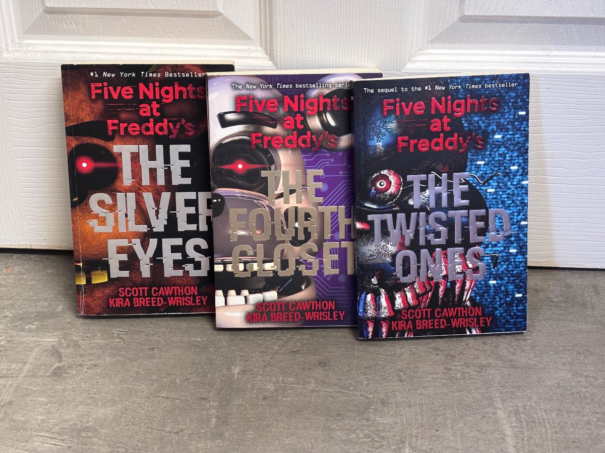 Five Nights at Freddy's Complete Novel Trilogy Book Set