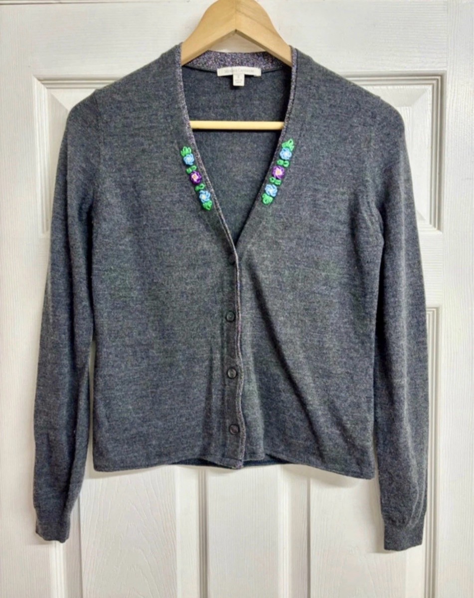 Uniqlo Merino Cashmere Grey Floral Embroidered Button Up Cardigan Size Small