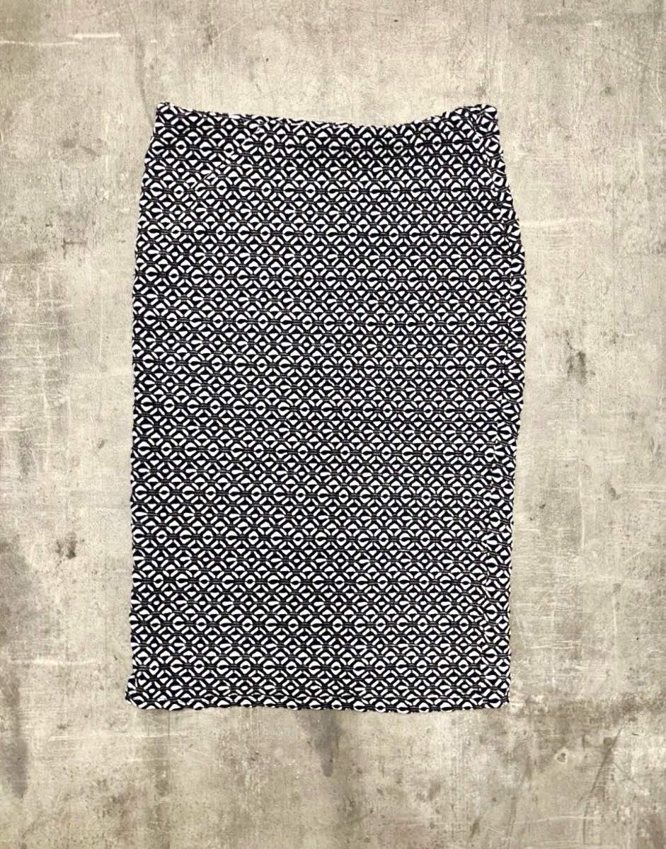 Pull & Bear Black & White Patterned Stretch Skirt Size Large