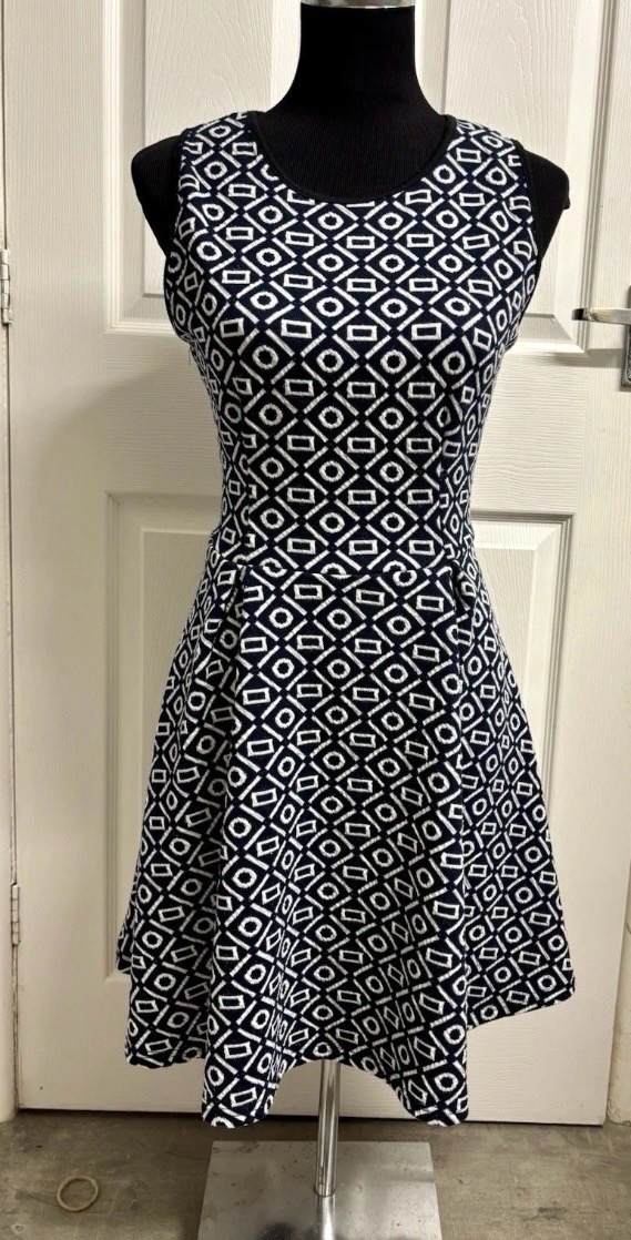 CLUB L Navy & White Geometric Knit Skater Mini Dress Sleeveless UK 14