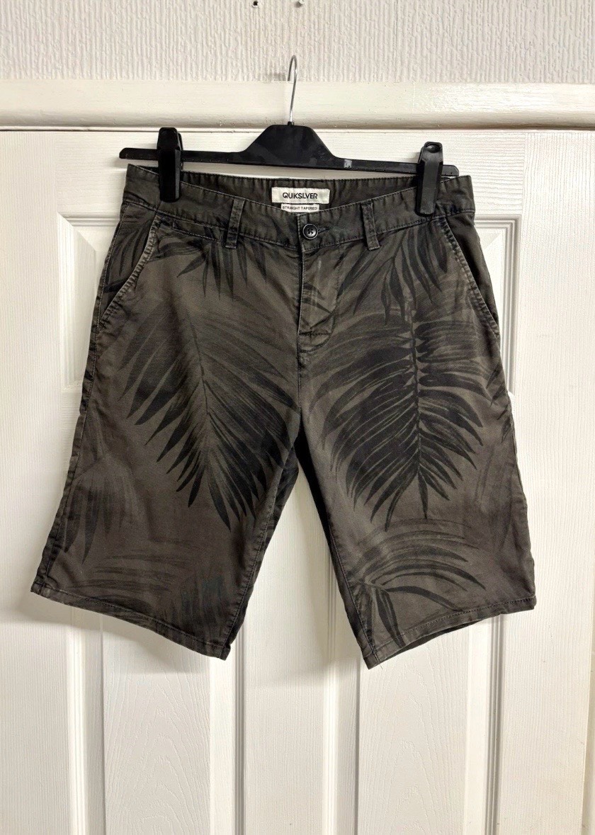 Quiksilver Palm Tree Print Brown & Black Bermuda Shorts Size 30"