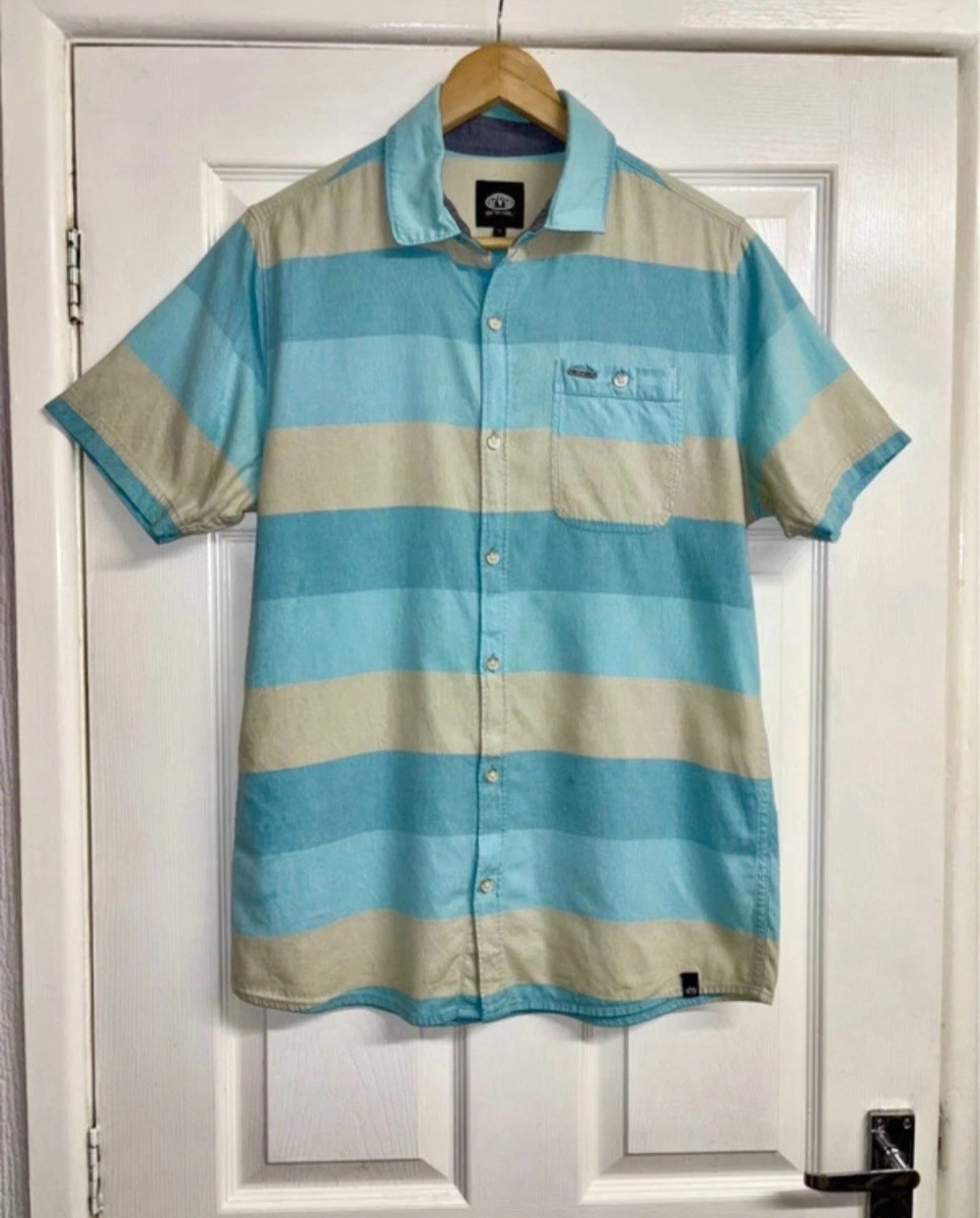 Animal Men’s Striped Blue Short Sleeved Shirt Size Medium