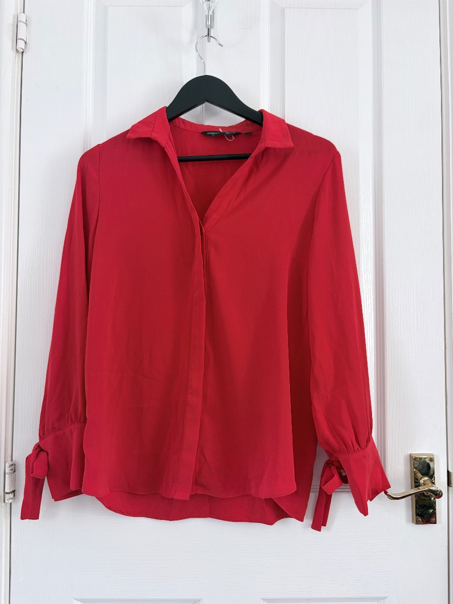 Red Dorothy Perkins blouse size 10 vgc