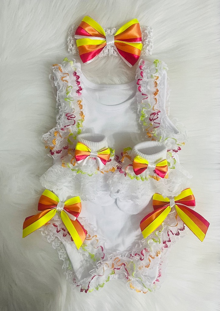 Frilly summery vest set