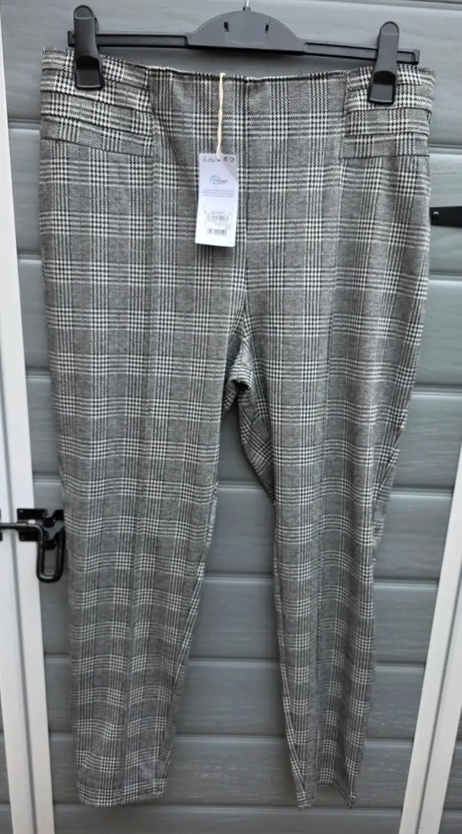 Next Black & White Check Ladies Leggings 16R