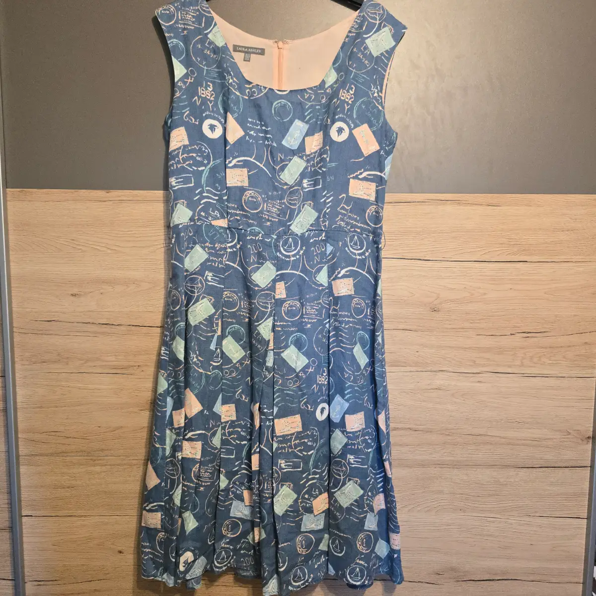Laura Ashley 100%linen A Line Summer print midi dress size 12