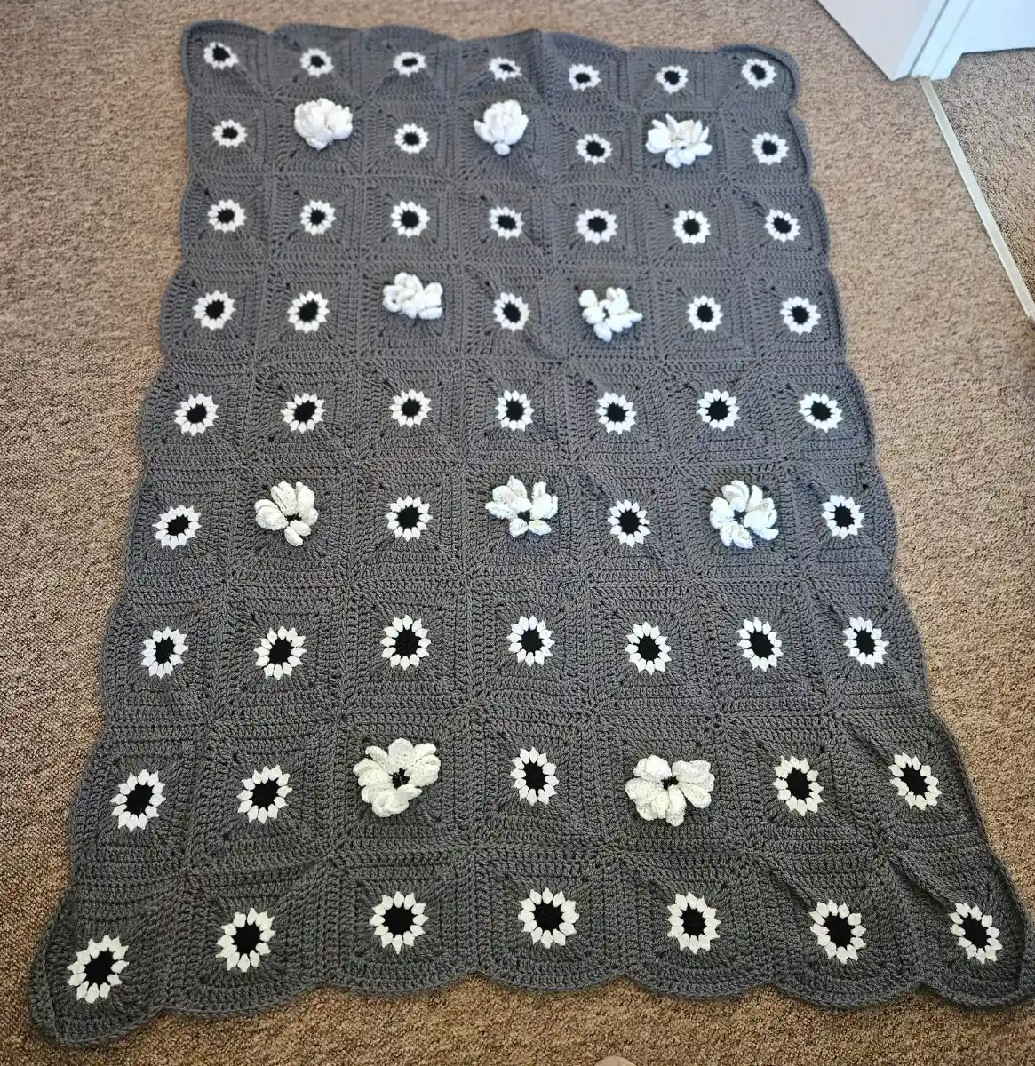 Handmade Crochet Granny Square Blanket – Grey & White Floral Design