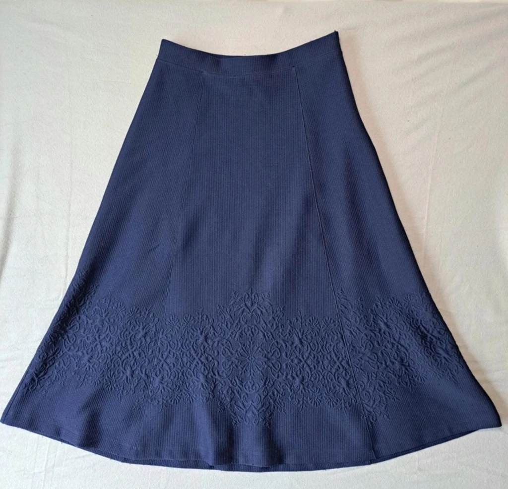 Anthropologie Maeve Navy Midi Skirt Small Textured Floral Flared A Line