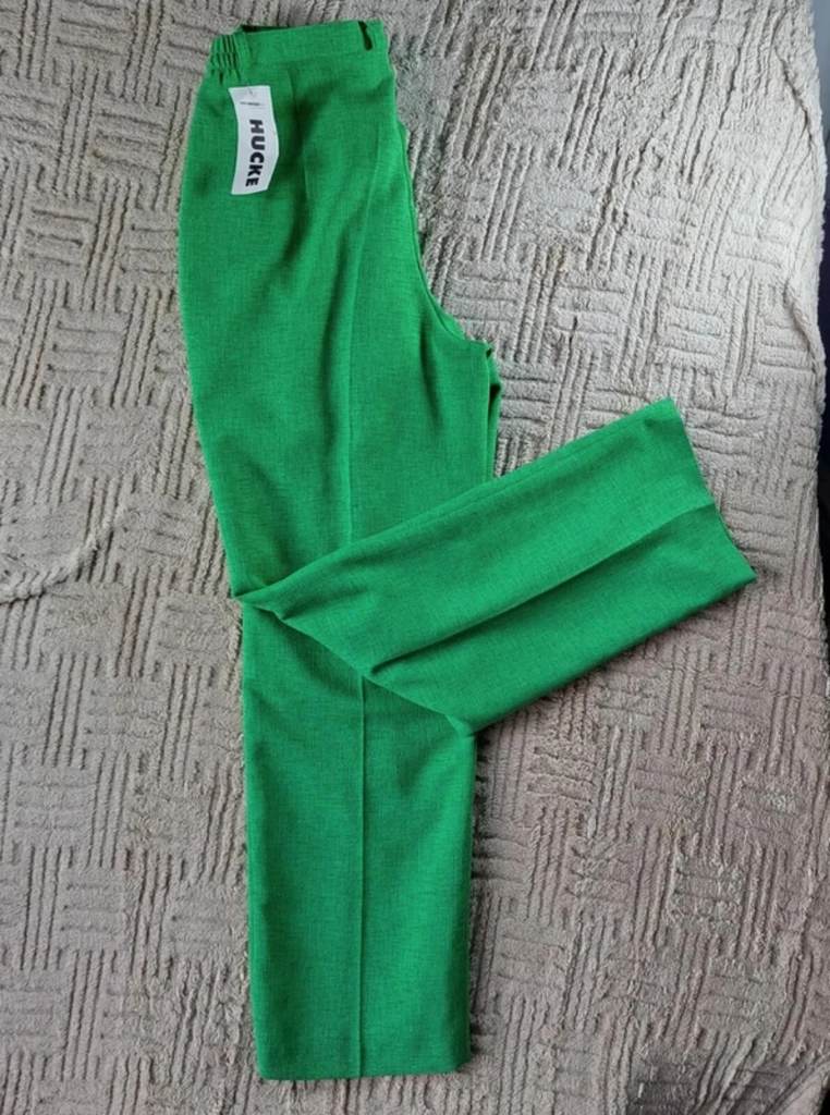 BNWT Green Tailored Smart Work Trousers High Waist Pleated Straight Leg UK 16 (Fits 12–14)