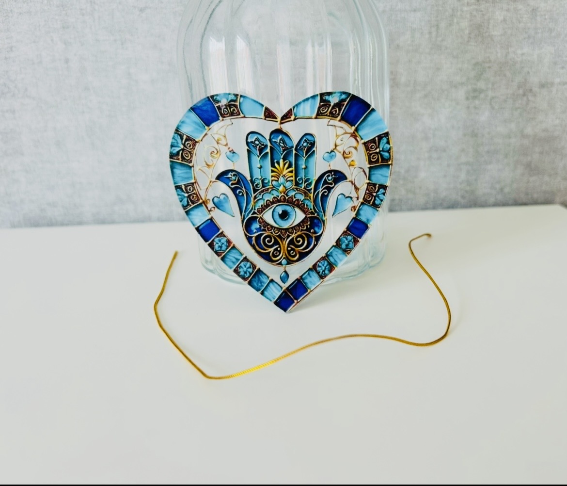 Acrylic Heart Shaped Hamsa Hand & Evil Eye Sign – 8cm | Brand New