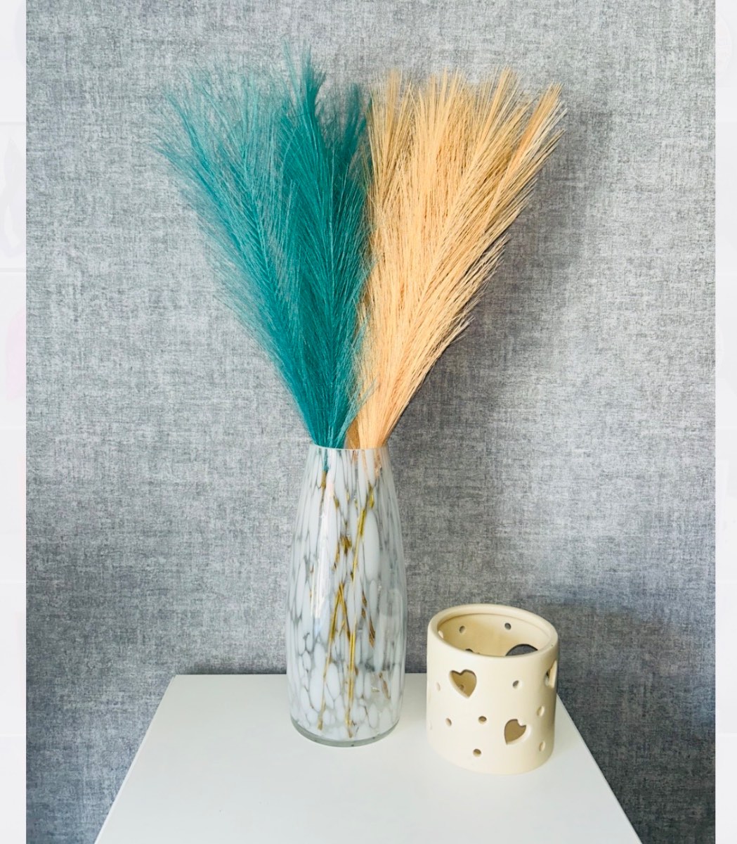 **11 Piece Beige & Turquoise Faux Pampas Grass Bundle | 55cm Artificial Decorative Stems | Brand New