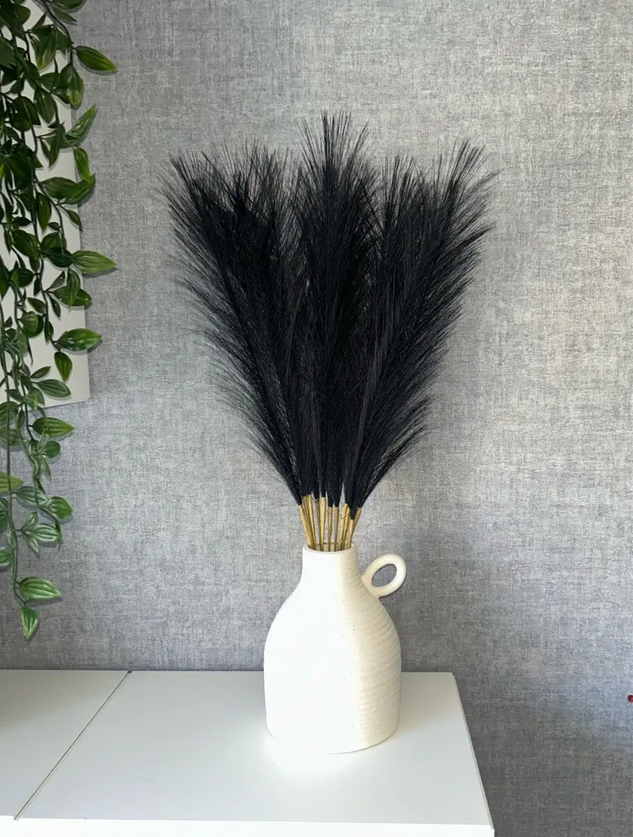 11 Black Faux Pampas Grass Stems (55cm) | New.