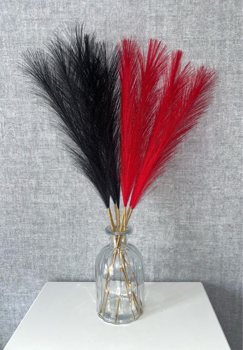 **🖤❤️ 9-Piece Black & Red Faux Pampas Grass | 55cm | Brand New**