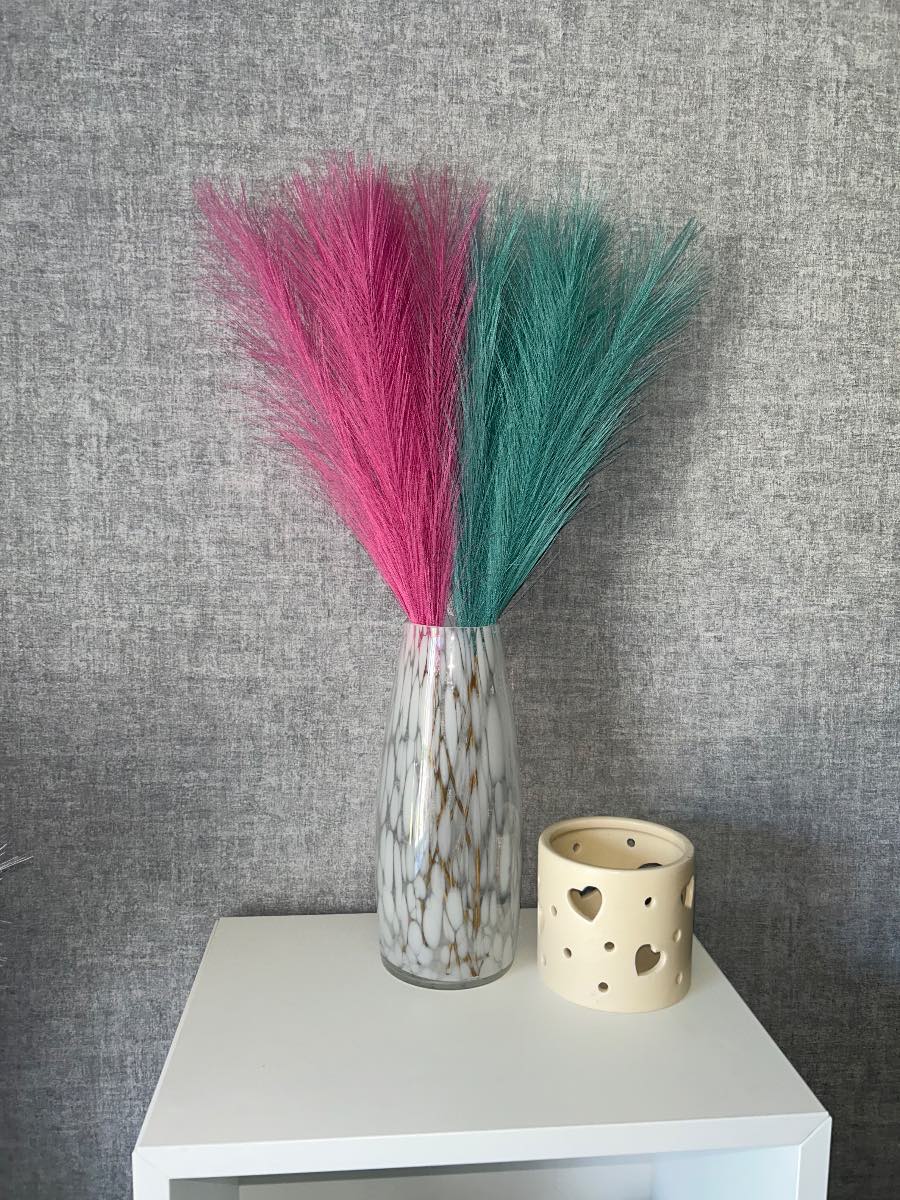 **11 Piece Rose Pink & Turquoise Faux Pampas Grass Bundle | 55cm Artificial Decorative Stems | Brand