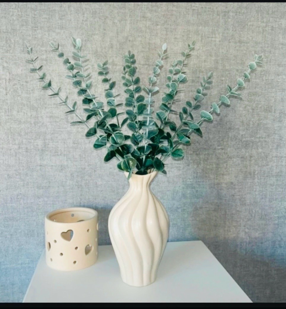Artificial Eucalyptus Stems Set of 10 – Brand New – 38cm