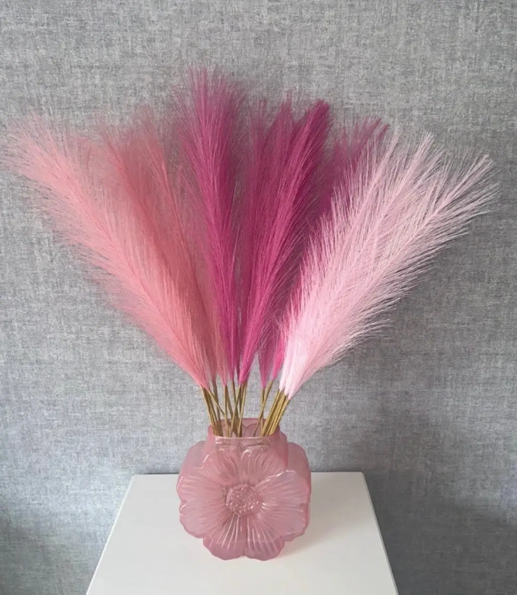 🌸Brand New Pink Flower Vase with 21 Piece Multi Pink Blend Pampas Grass Set