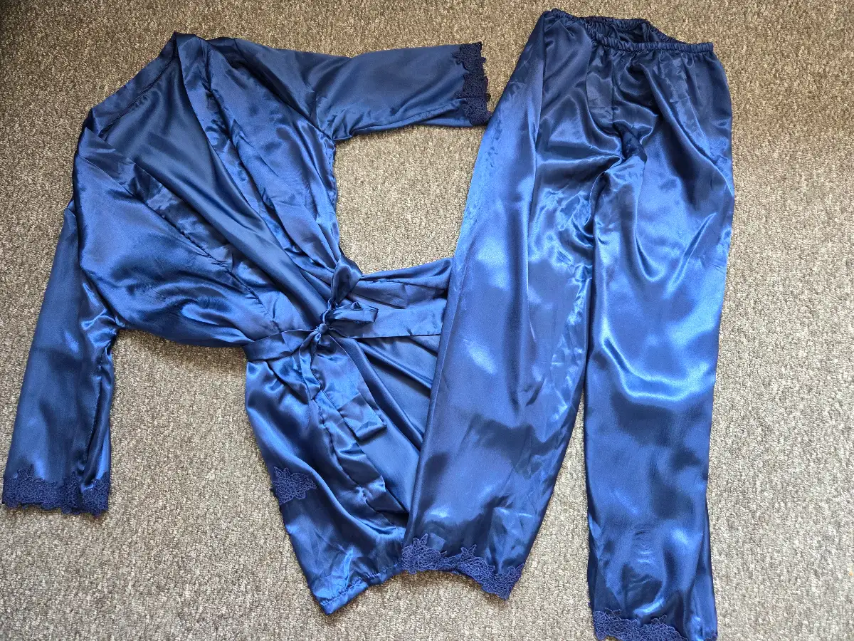 Womens 2 piece wrap pyjama lounge set size S
