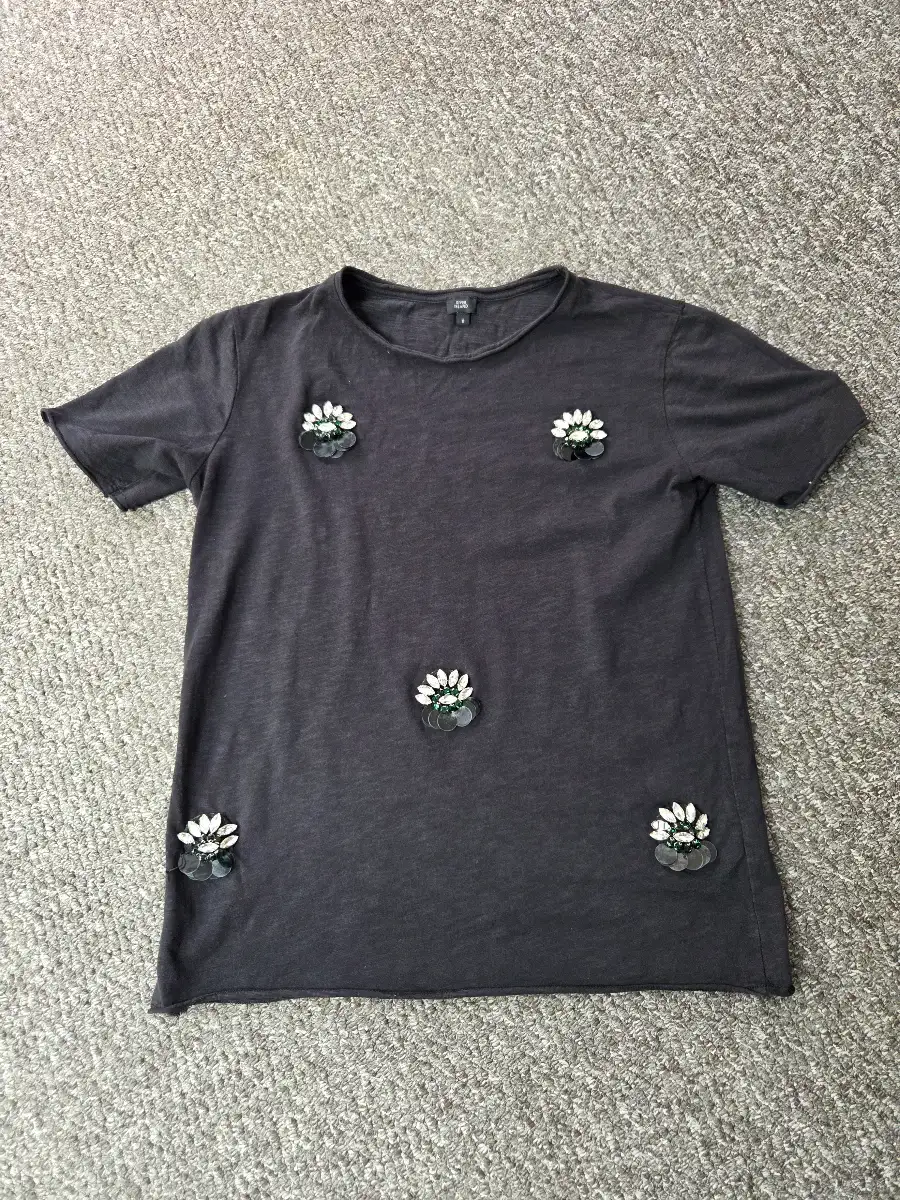 Womens River Island embellished t shirt size 8