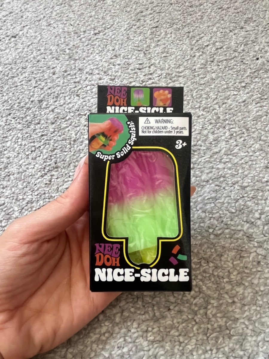 NeeDoh Nice-Sicle sensory squeeze toy Pink and Green