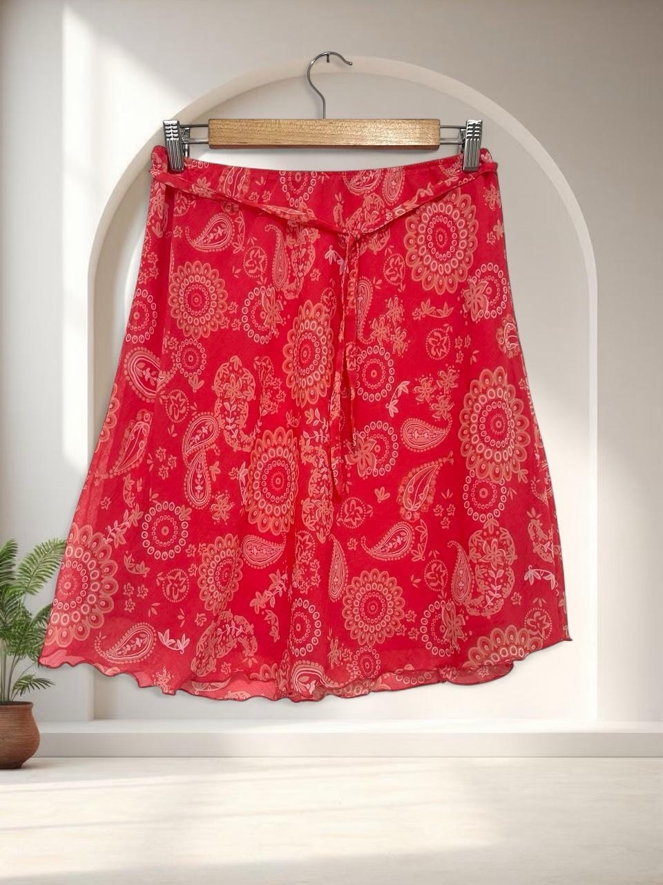 Y2K Vintage flare midi skirt paisley design, size S low rise