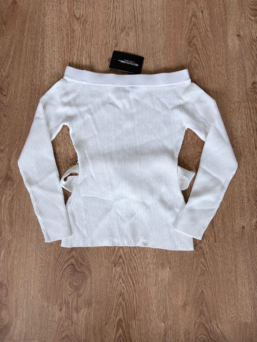 PrettyLittleThing Off The Shoulder Belted Ribbed Jumper - White  Condition: Brand New with Tags (NWT